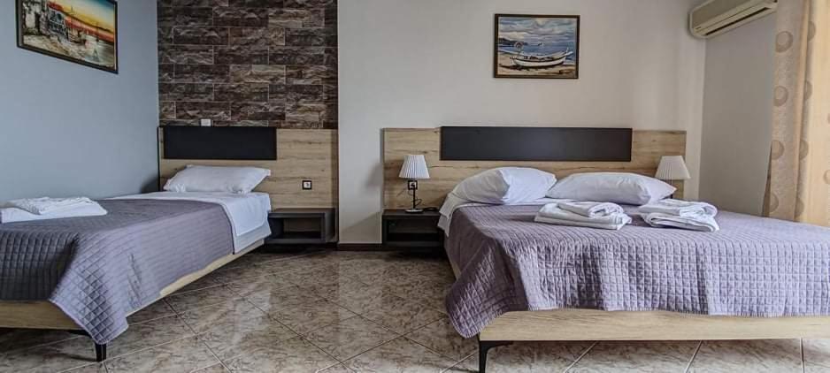Hotel Klironomi Саранда Екстер'єр фото